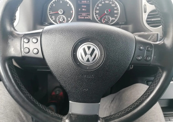 Volkswagen Tiguan cena 35900 przebieg: 225000, rok produkcji 2010 z Krotoszyn małe 67
